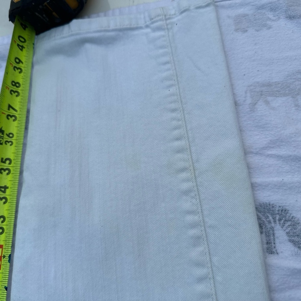 Guess White Straight Leg Jeans - Picture 5 of 5